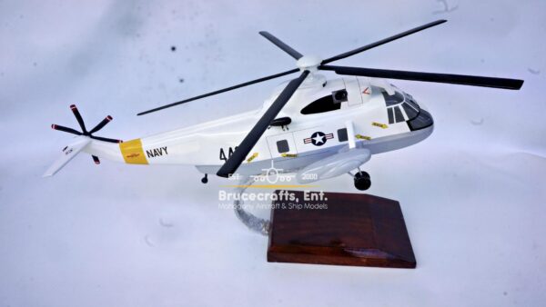 Model of Sikorsky SH-3 Sea Kings Aircraft with detailed craftsmanship.